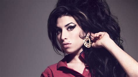 The significance of Amy Winehouse's Mr Magic cover in the context of her personal struggles
